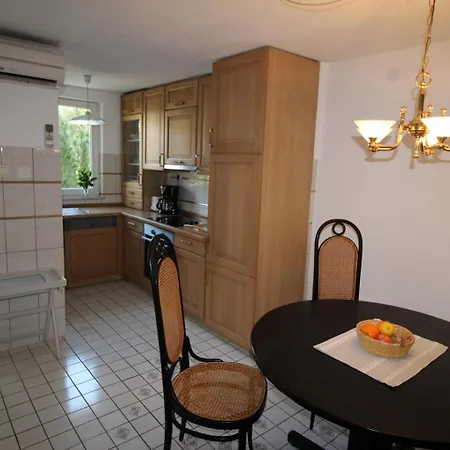 Apartment House Cora Punat